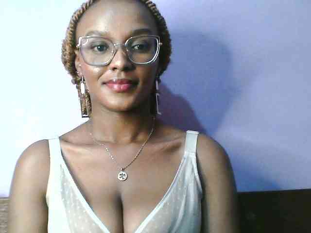 Sandra356 webcam
