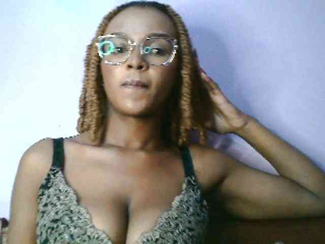 Sandra356 webcam