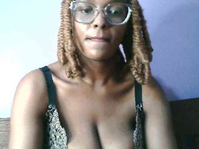 Sandra356 webcam