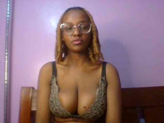 Sandra356 webcam