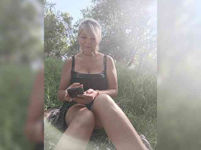NikaLadies webcam