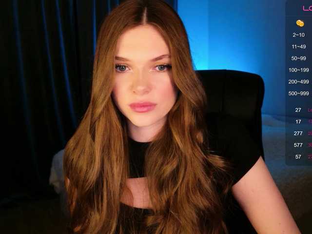 mirrrrra's BongaCams show and profile