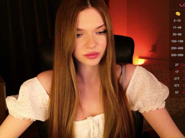 mirrrrra's BongaCams show and profile