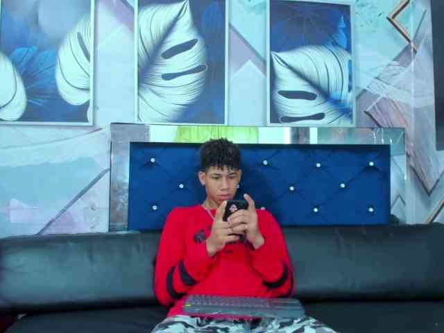 naked chat room DaveDanna