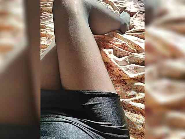 PANTYHOSECOUPLE webcam