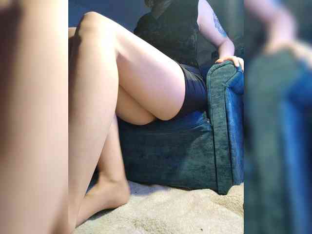 PANTYHOSECOUPLE webcam