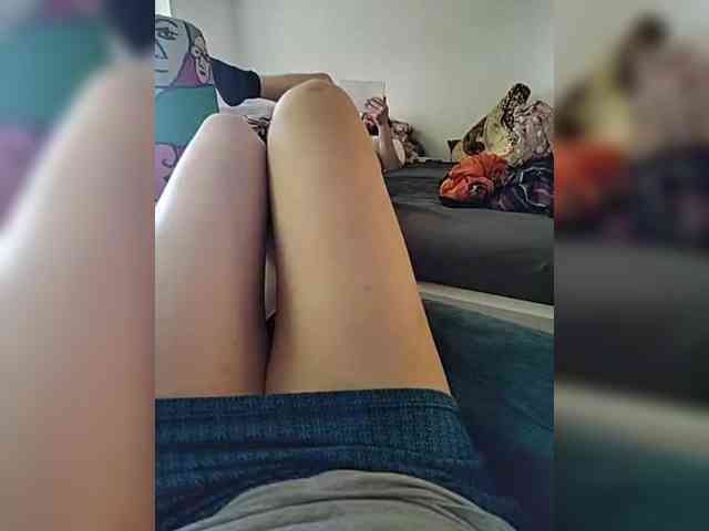 PANTYHOSECOUPLE webcam