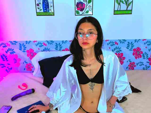 Anaisl_ux webcam