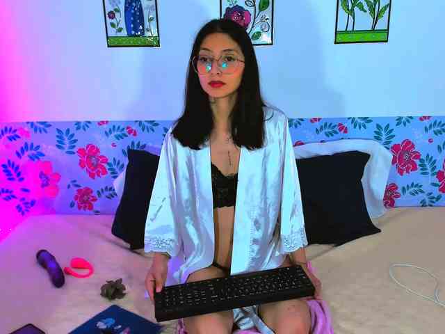 Anaisl_ux webcam
