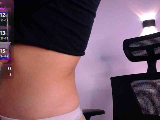 JuliettaFoxx webcam