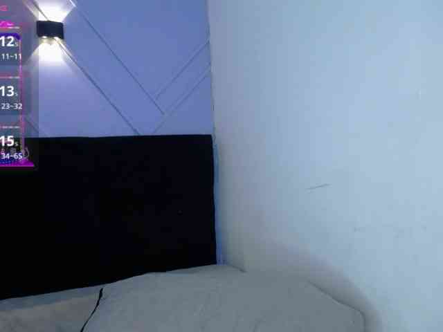 JuliettaFoxx webcam