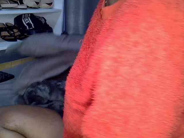Bigblackbooty webcam