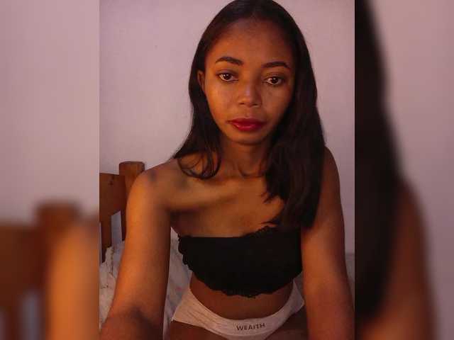 Maella22's BongaCams show and profile