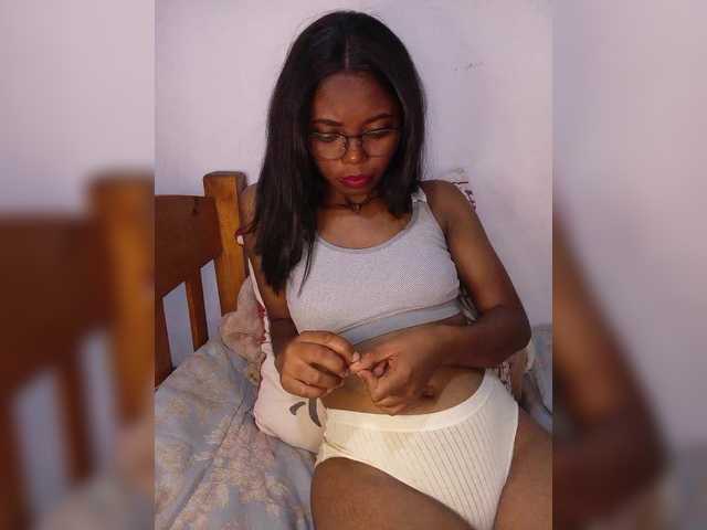 Maella22's BongaCams show and profile