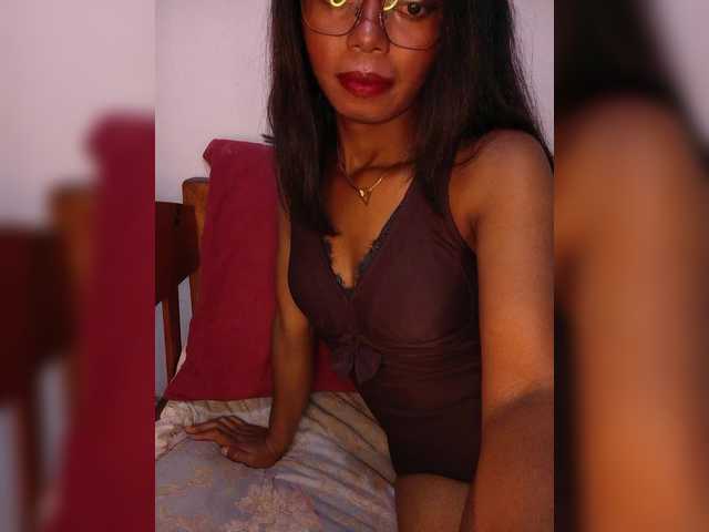 Maella22's BongaCams show and profile