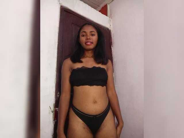 Maella22's BongaCams show and profile