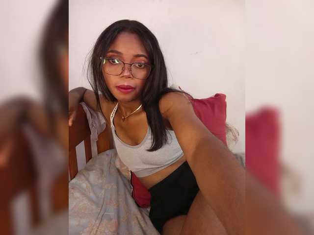 Maella22's BongaCams show and profile