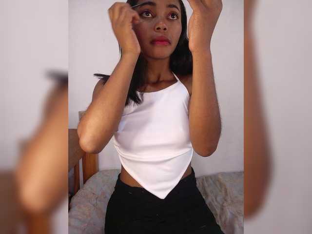 Maella22's BongaCams show and profile