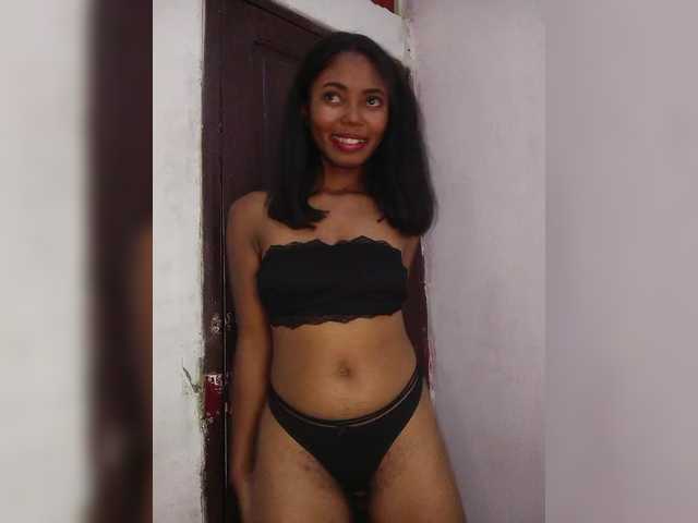 Maella22's BongaCams show and profile