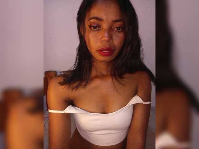 Maella22's BongaCams show and profile