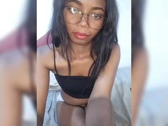 Maella22's BongaCams show and profile