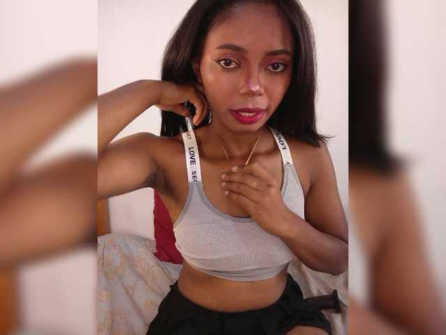 Maella22's BongaCams show and profile