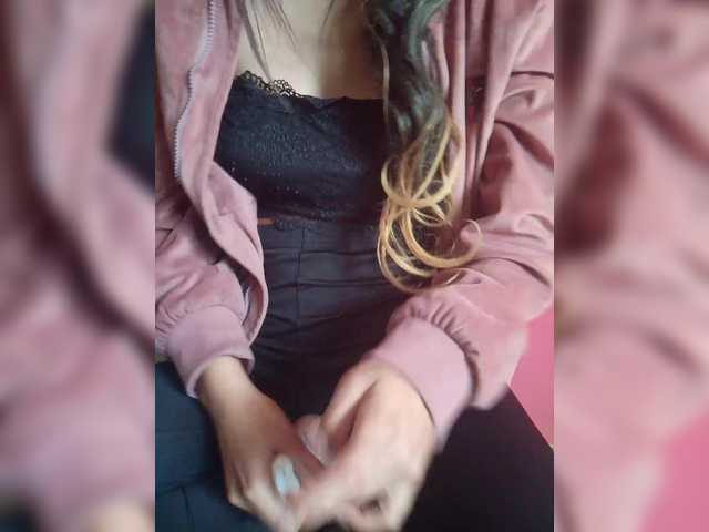  Maella22 chat room