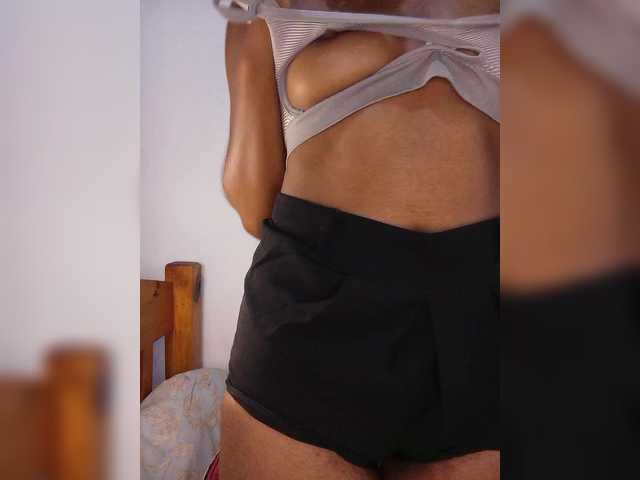 Maella22's BongaCams show and profile
