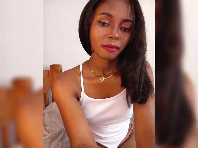 Maella22's BongaCams show and profile