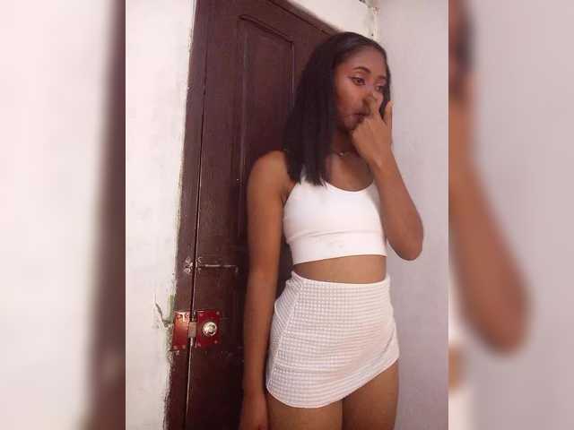 Maella22's BongaCams show and profile