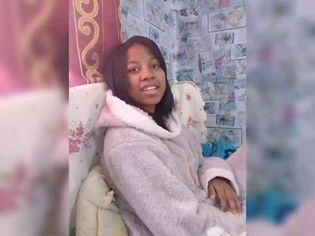 Candis18 webcam