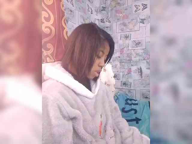 Candis18 webcam