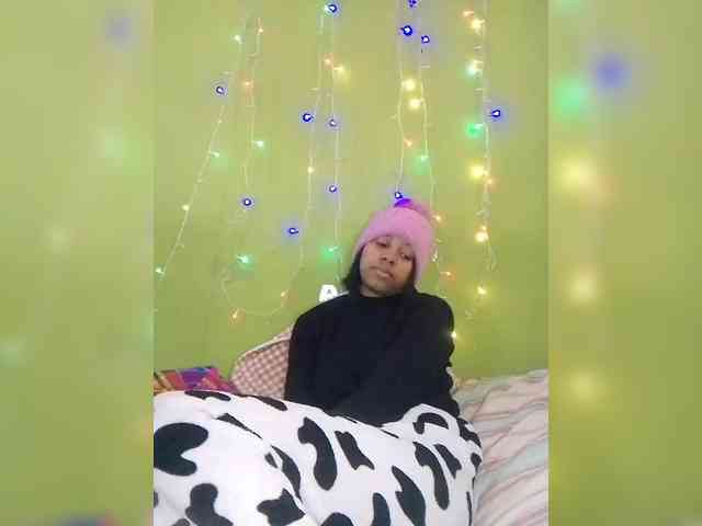 Candis18 webcam