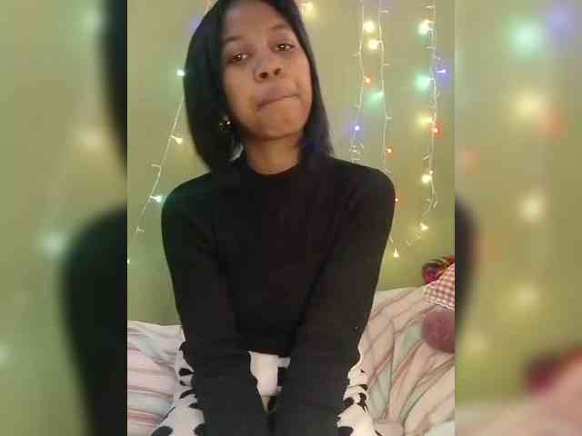 Candis18 webcam