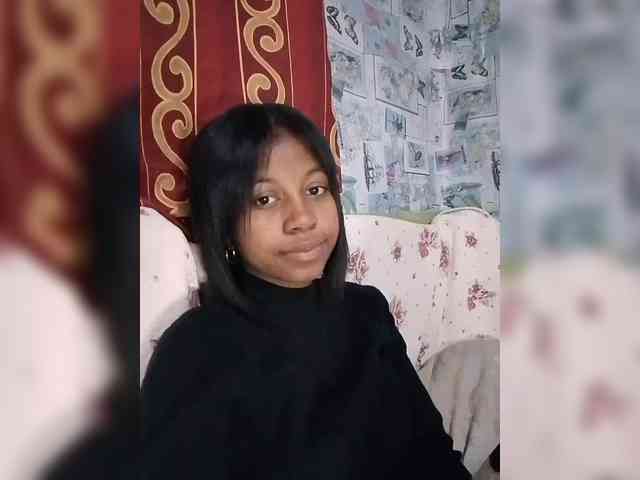 Candis18 webcam