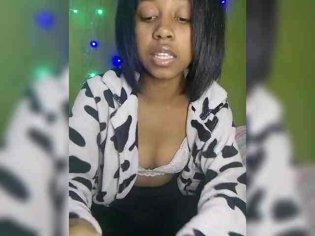 Candis18 webcam