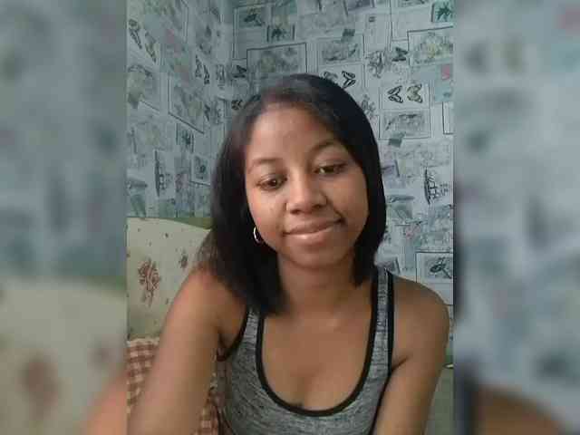 Candis18 webcam