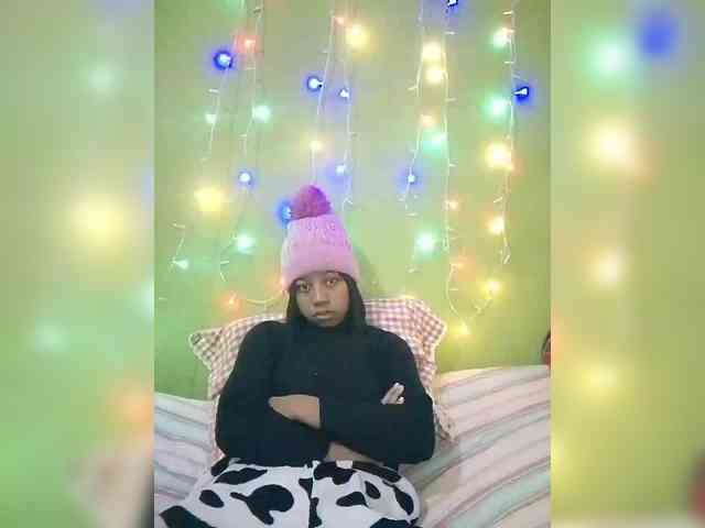 Candis18 webcam