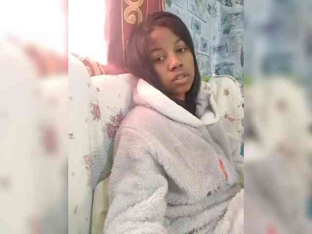 Candis18 webcam