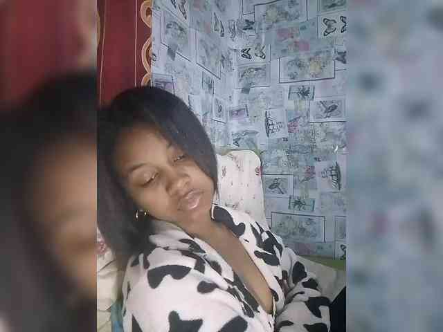 Candis18 webcam