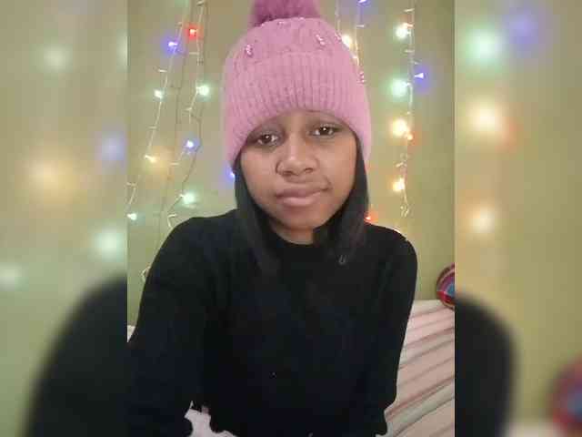 Candis18 webcam