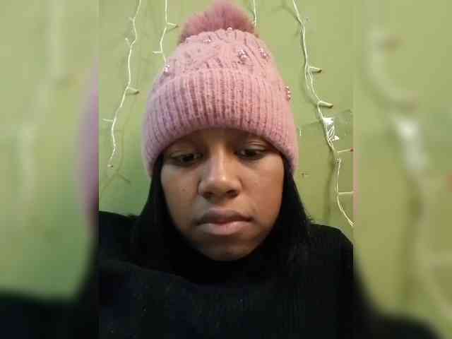 Candis18 webcam