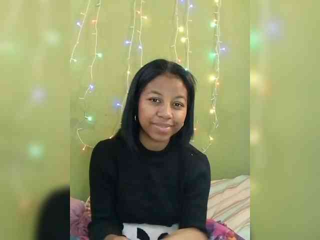 Candis18 webcam