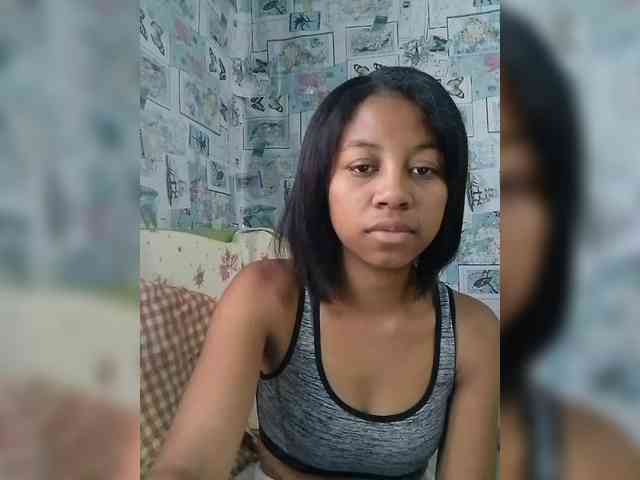Candis18 webcam