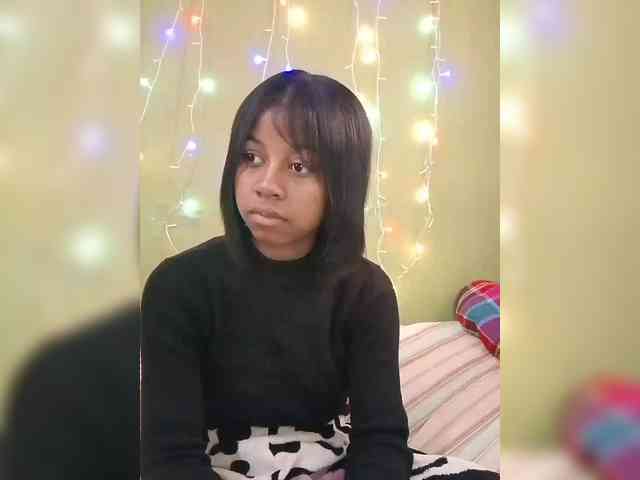 Candis18 webcam