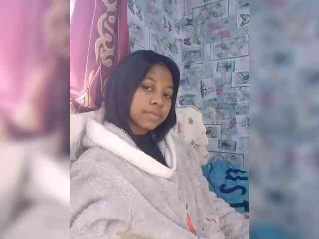 Candis18 webcam