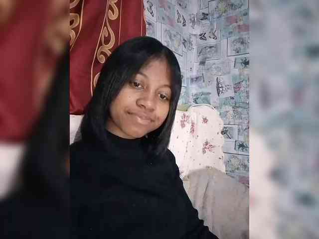 Candis18 webcam