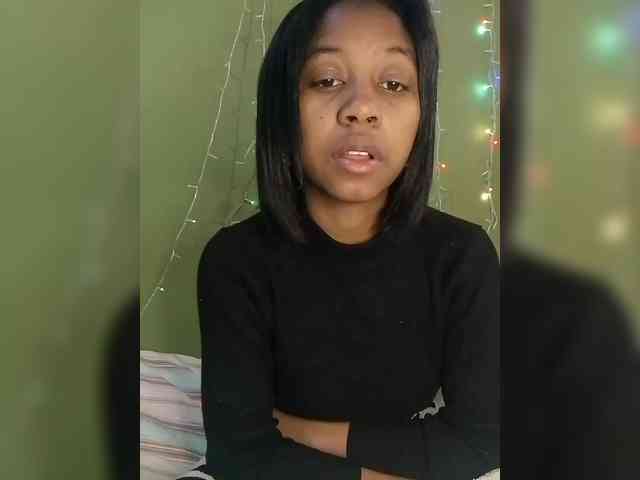 Candis18 webcam