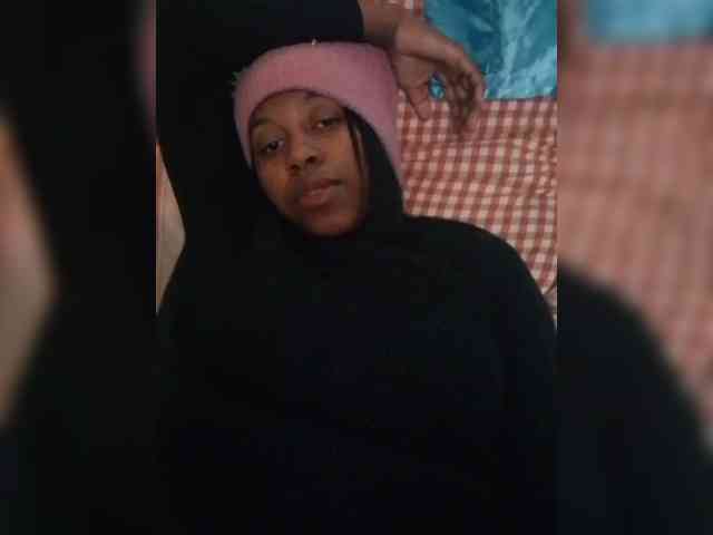 Candis18 webcam