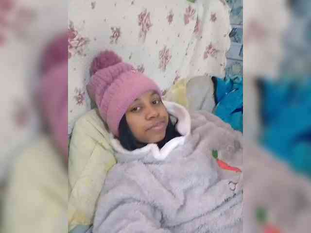 Candis18 webcam